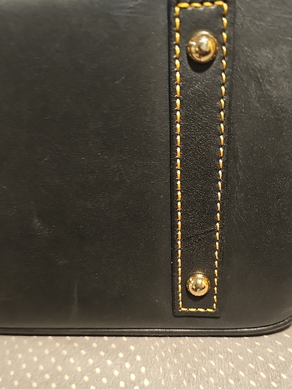 Dooney & Bourke Black Croc-Embossed Tote bag..very good condition - Picture 6 of 15